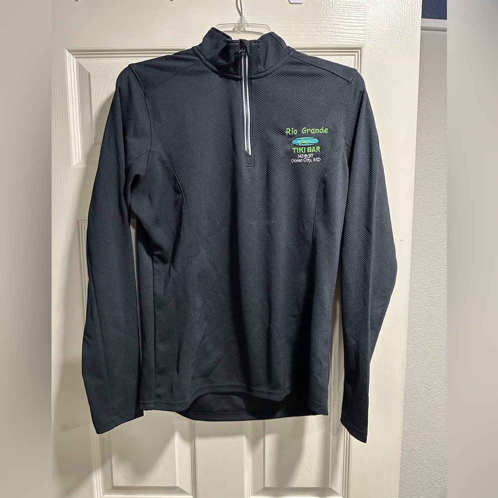 Black Long Sleeve Pullover